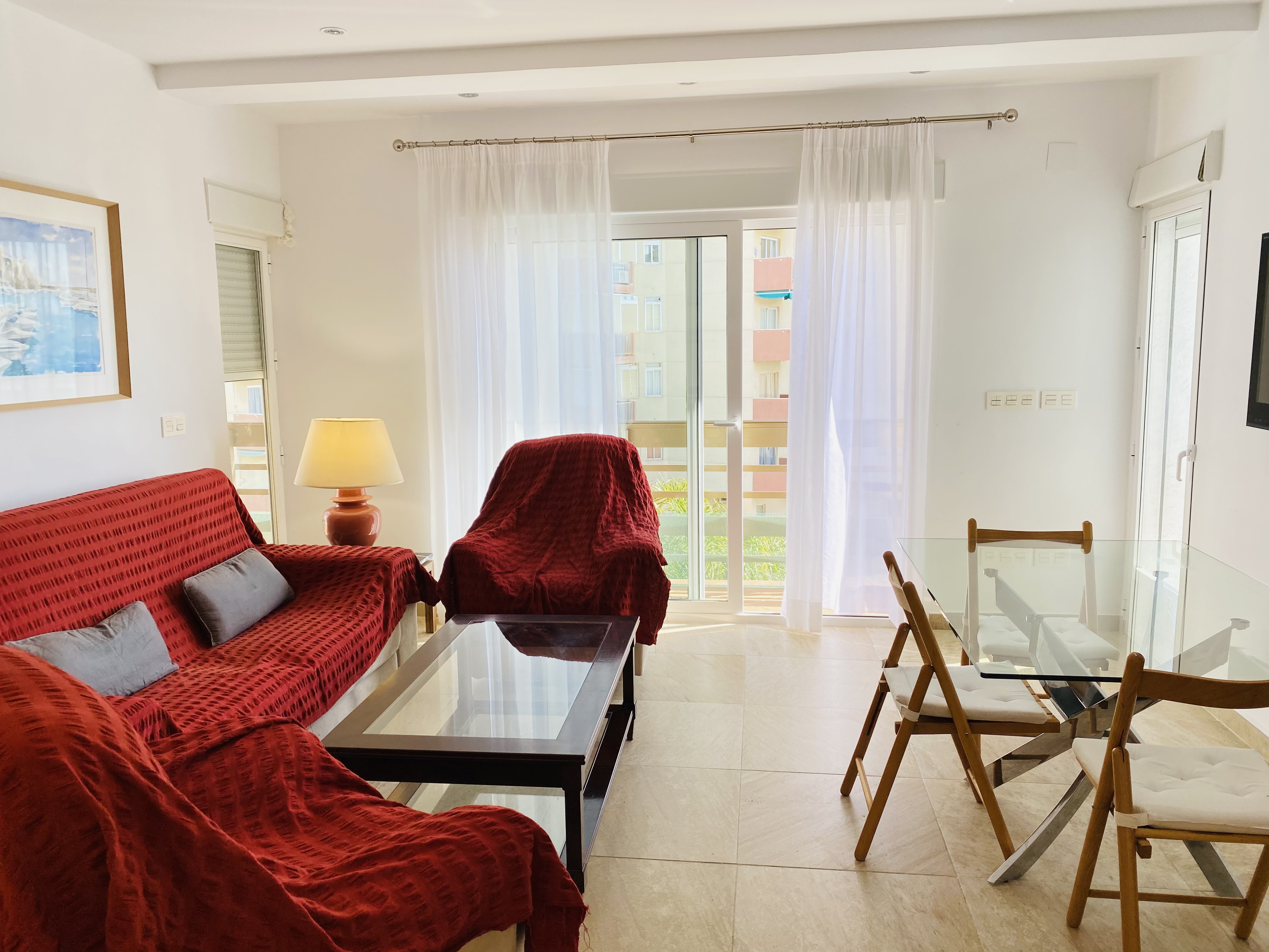 APARTAMENTO EN PASEO REINA SOF�A